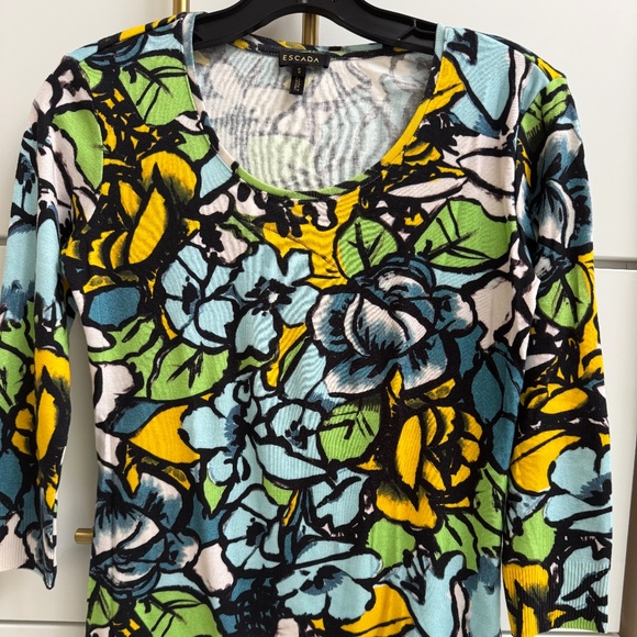 Escada top. Beautiful pattern of vibrant colors.  Size S - Picture 1 of 2